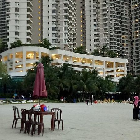 Ferienwohnung Country Garden Danga Bay Johor Bahru Exterior foto